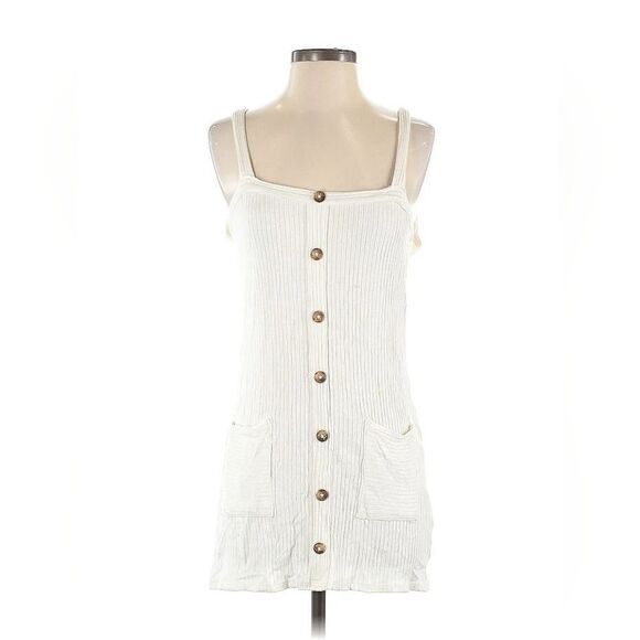 Reformation Dresses & Skirts - Reformation Kenny Dress